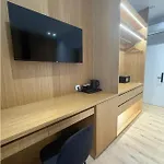 酒店 4 地拉那