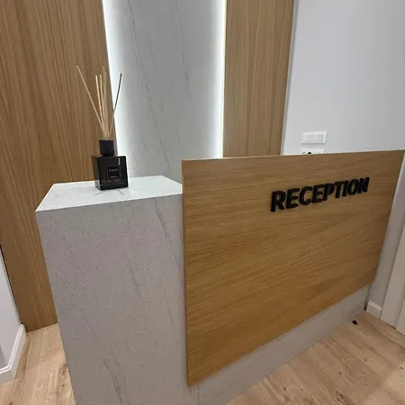 Hotel 4 Tirana